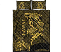 Hawaii Shark and Turtle Quilt Bed Set With Gold Kakau - Wonder Print Shop