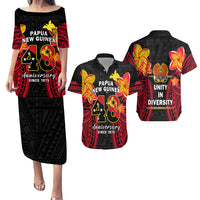 Matching Outfit For Couples Papua New Guinea Independence Day Puletasi Dress and Hawaiian Shirt Papua New Guinea Since 1975 - Wonder Print Shop