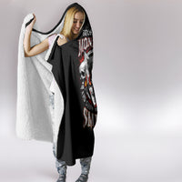 satan-skull-hooded-blanket-become-the-monster-and-show-your-true-smile