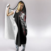 skull-hooded-blanket-three-skull-no-see-evil-rose