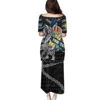 Personalized Sweden Vikings Family Matching Puletasi and Hawaiian Shirt Nordic Lion Bound in Runes and Chains