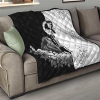 Czech Republic Quilt White Lion With Rose - Wonder Print Shop