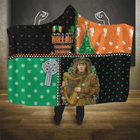 Ireland Christmas Hooded Blanket Wren Boy With Shamrock Xmas Tree - Wonder Print Shop