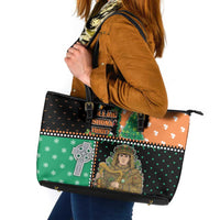 Ireland Christmas Leather Tote Bag Wren Boy With Shamrock Xmas Tree - Wonder Print Shop