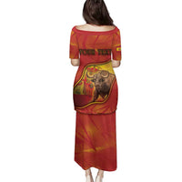 Personalized Spain Family Matching Puletasi and Hawaiian Shirt The Spanish Fighting Bull With Coat Of Arms - Wonder Print Shop