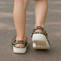 Hawaiian Santa Christmas Pattern Clogs Shoes Black Version - Wonder Print Shop