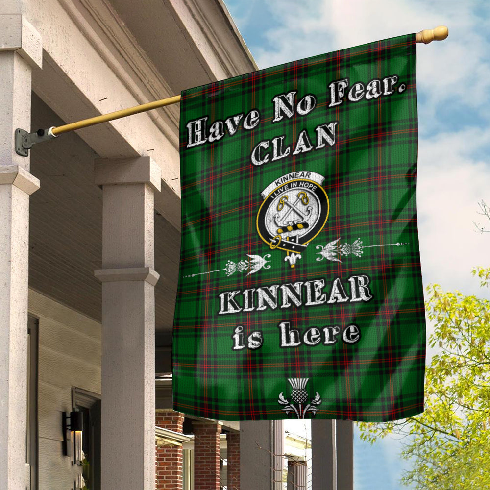 kinnear-clan-tartan-flag-family-crest-have-no-fear-tartan-garden-flag