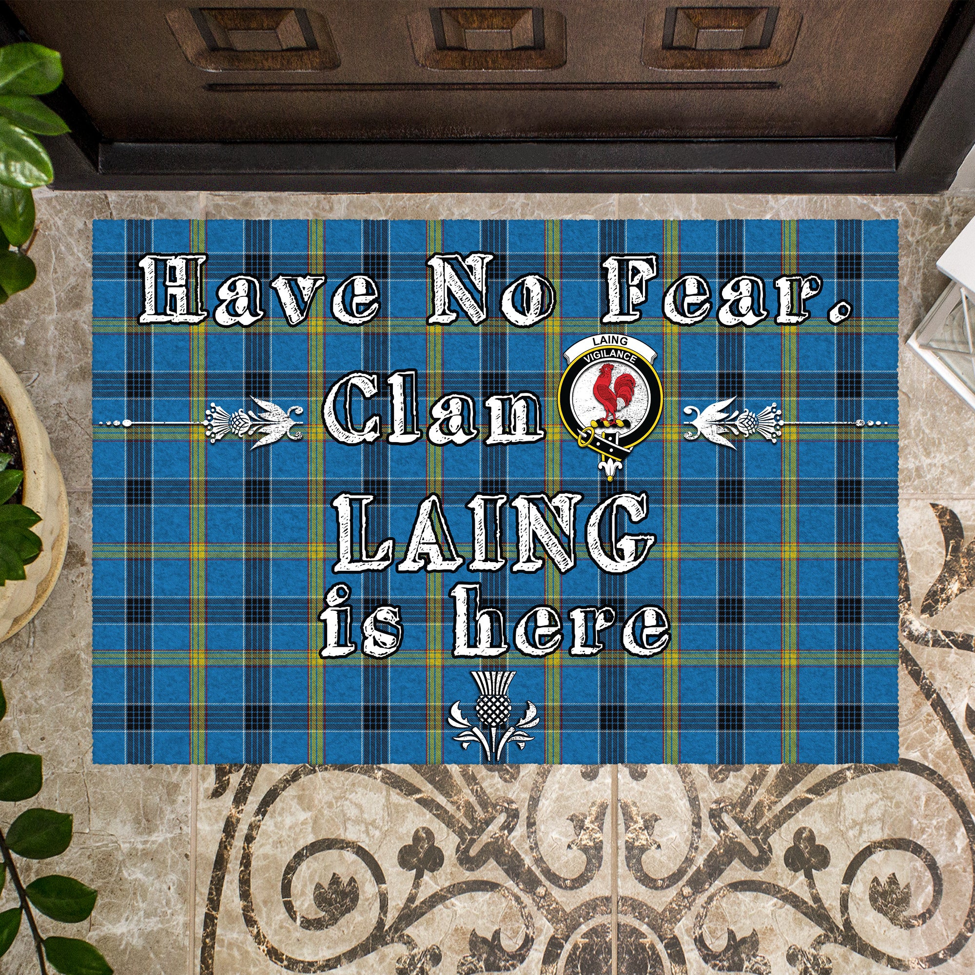 laing-clan-tartan-door-mat-family-crest-have-no-fear-tartan-door-mat