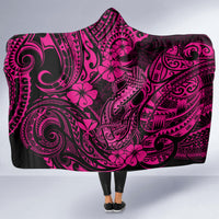 hawaii-fish-hook-hooded-blanket-hibiscus-hawaii-tribal-tattoo-pink-version