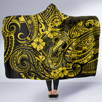 hawaii-fish-hook-hooded-blanket-hibiscus-hawaii-tribal-tattoo-yellow-version