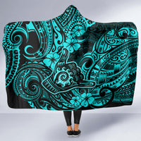 hawaii-shaka-sign-hooded-blanket-polynesian-pattern-turquoise-version