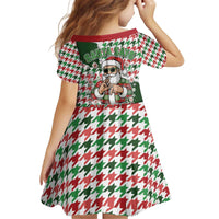Funny Santa Claus Says Six Seven Kid Short Sleeve Dress Christmas Houndstooth Pattern - Wonder Print Shop