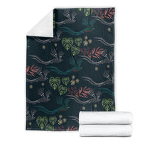 Guatemala Quetzal Bird Pattern Blanket Embroidery Effect