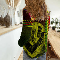 Hawaiian Reggae Music Women Casual Shirt Jamaica Singer Tribal Polynesian and Hibiscus - Wonder Print Shop