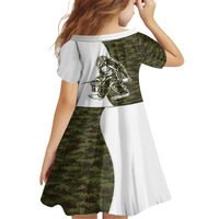 Funny Bigfoot Green Military Texture Fish Family Matching Short Sleeve Bodycon Dress and Hawaiian Shirt - Wonder Print Shop