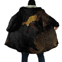 Cornwall Celtic-Chough and Knot Cloak - Wonder Print Shop