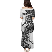 Funny Christmasquatch Camouflage of Snowflakes Puletasi - Wonder Print Shop