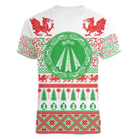 Welsh Christmas Women V-Neck T-Shirt Awen and Celtics Culture with Xmas Elements - Wonder Print Shop