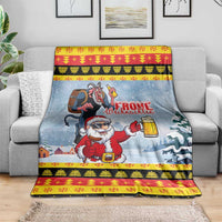 Deutschland Frohe Weihnachten Blanket Funny Santa Claus and Krampus Drink Beer Together