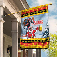 Deutschland Frohe Weihnachten Garden Flag Funny Der Weihnachtsmann and Krampus Drink Beer Together - Wonder Print Shop