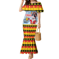 Deutschland Frohe Weihnachten Mermaid Dress Funny Der Weihnachtsmann and Krampus Drink Beer Together - Wonder Print Shop