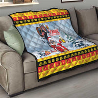 Deutschland Frohe Weihnachten Quilt Funny Der Weihnachtsmann and Krampus Drink Beer Together - Wonder Print Shop