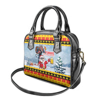 Deutschland Frohe Weihnachten Shoulder Handbag Funny Santa Claus and Krampus Drink Beer Together
