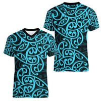 New Zealand Women V Neck T Shirt Maori Pattern Light Blue LT6 - Wonder Print Shop