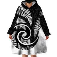 New Zealand Wearable Blanket Hoodie Maori With Silver Fern White LT6 - Wonder Print Shop