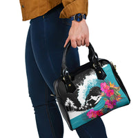hawaii-surfing-shoulder-handbag-triple-crown-rides-the-waves