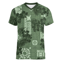 Hawaii Tapa Women V Neck T Shirt Hibiscus Mix Hawaiian Quilt Patches - Sage Green - Wonder Print Shop