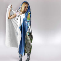 El Salvador Tazumal Hooded Blanket Flor de Izote with Torogoz Bird - Wonder Print Shop