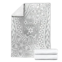 personalised-tonga-white-sunday-blanket-tropical-plant-with-polynesian-pattern