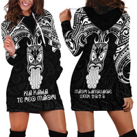 New Zealand Te Reo Maori Hoodie Dress Kia Kaha Maori Language Week Black Style - Wonder Print Shop