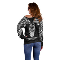 New Zealand Te Reo Maori Off Shoulder Sweater Kia Kaha Maori Language Week Black Style - Wonder Print Shop