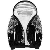New Zealand Te Reo Maori Sherpa Hoodie Kia Kaha Maori Language Week Black Style - Wonder Print Shop