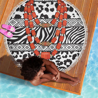 Nigeria Traditional Coral Bead Attire Beach Blanket African Tribal Element Wild Animal Skins