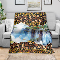 Zambian Heritage Independence 1964 Blanket Traditional African Seamless Pattern