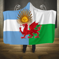 wales-argentina-rugby-hooded-blanket-the-welsh-dragon-and-sol-de-mayo-world-cup-2023