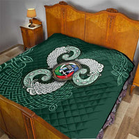 Six Celtic Countries Heritage Quilt Green Celtic Knot Triskelion - Wonder Print Shop