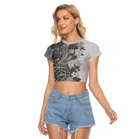 Polynesia Raglan Cropped T Shirt Hibiscus and Hawaiian Tribal Tattoo Retro Style Gray Color - Wonder Print Shop