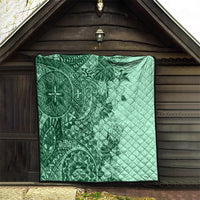 Polynesia Quilt Hibiscus and Hawaiian Tribal Tattoo Retro Style Green Color - Wonder Print Shop