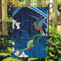 Guatemala Quetzal Bird Garden Flag Libre Crezca Fecundo