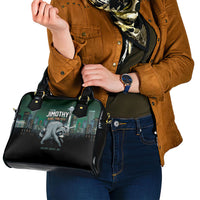 Raccoon Jimothy Runs This City Shoulder Handbag