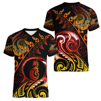 New Zealand Women V Neck T Shirt Aotearoa Manaia Maori Fern Tattoo Arty - Wonder Print Shop