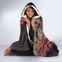 Africa Floral mix Maasai Shuka Hooded Blanket Red Moitf
