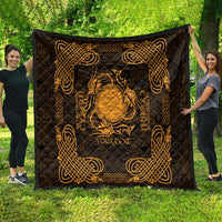 Personalized Brecknockshire Sir Frycheiniog Quilt Gold Brecon Beacons Mountain Celtic-inspired - Wonder Print Shop