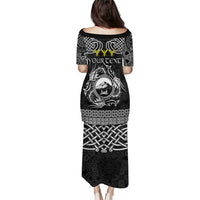 Personalized Caernarfonshire Sir Gaernarfon Puletasi Black Castle Tower Celtic-inspired - Wonder Print Shop