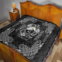 Personalized Caernarfonshire Sir Gaernarfon Quilt Black Castle Tower Celtic-inspired - Wonder Print Shop