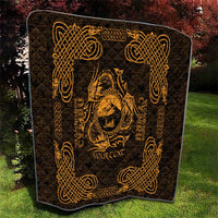 Personalized Caernarfonshire Sir Gaernarfon Quilt Gold Castle Tower Celtic-inspired - Wonder Print Shop